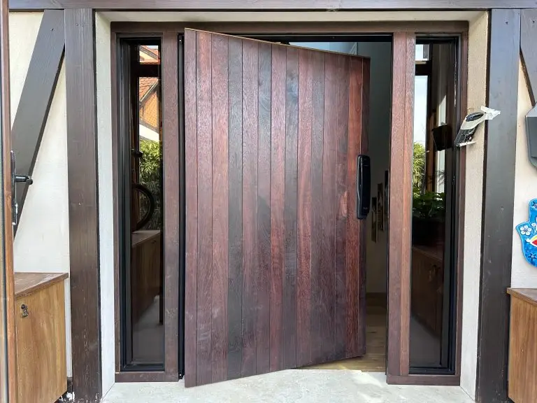 Pivotal Door: Where Wood and Ceramic Meet High-End Quality